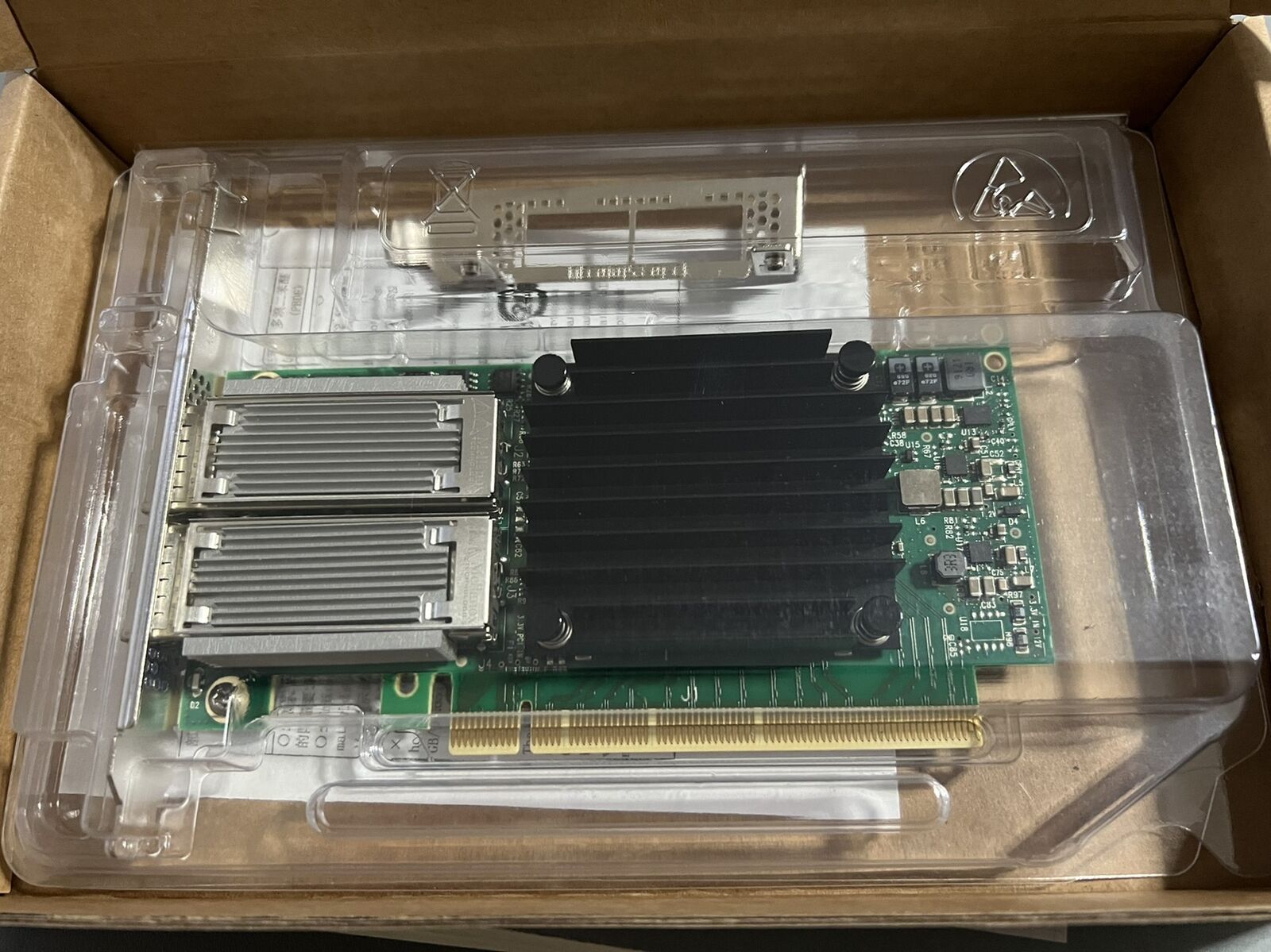 Mellanox MCX416A-CAT CX416A デュ - 100Gbe Qsfp28 Network Card のレビューと価格